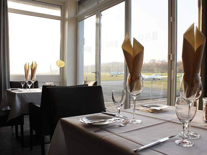 Ju52 Restaurant Hotel Lounge Arnsberg Dış mekan fotoğraf